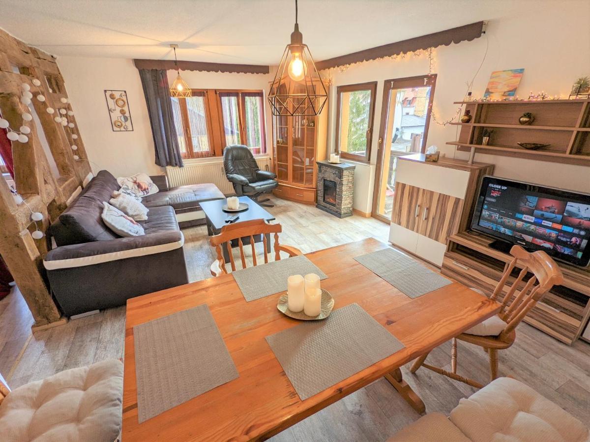 Urlaubstraum Mit Pool, Terrasse & Fluss Im Garten - Ut Apartment Зебниц Екстериор снимка