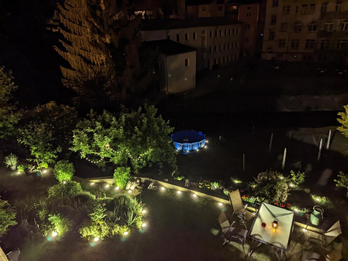 Urlaubstraum Mit Pool, Terrasse & Fluss Im Garten - Ut Apartment Зебниц Екстериор снимка